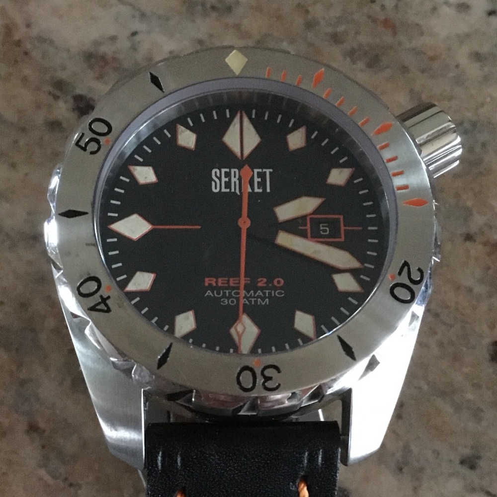 Serket Reef Diver 2.0 Swiss Automatic 30 ATM Black Leather Men’s Diving Watch - Picture 3 of 12